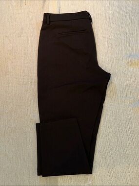 Liverpool Black Capri Pants for Women